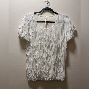 Andrea Missy Short Sleeve Flowy Vented Soft Ruffled Boho Blouse, Sz S, White